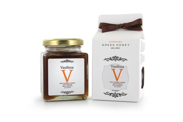 Wildforest Honey with Cinnamon Sticks